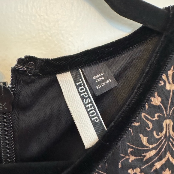 Topshop Patterned Jumpsuit with Peekaboo Keyhole, Wide Leg - Picture 3 of 7